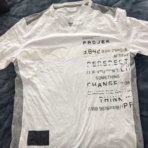 PROJEK White Short-Sleeve Graphic Men’s Tee